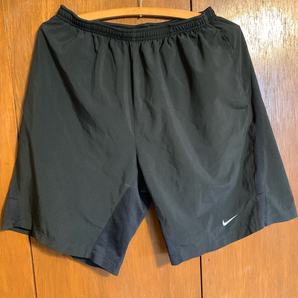 Nike running shorts with built in liner//Mens